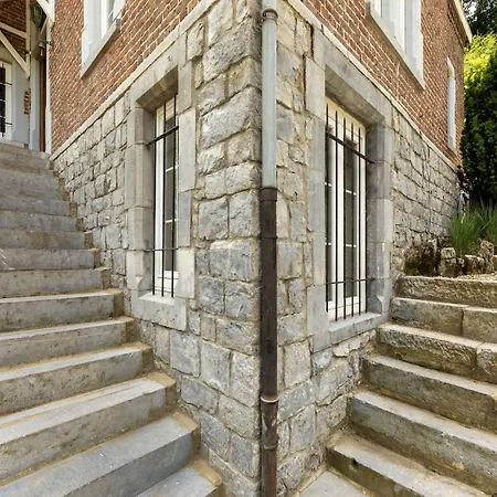 Luxurious With Heated Pool