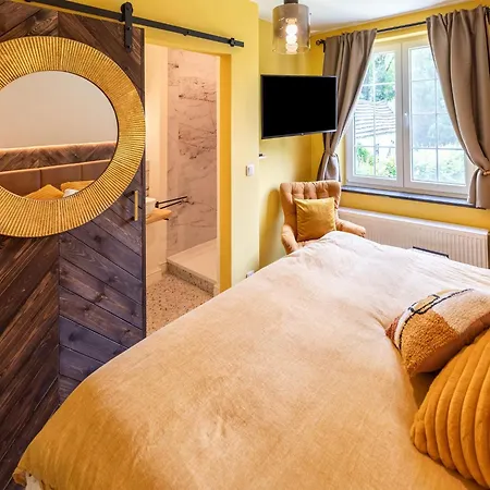 Luxurious With Heated Pool Villa *