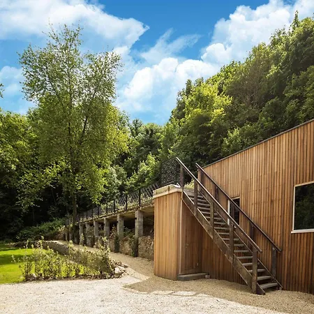 Luxurious With Heated Pool