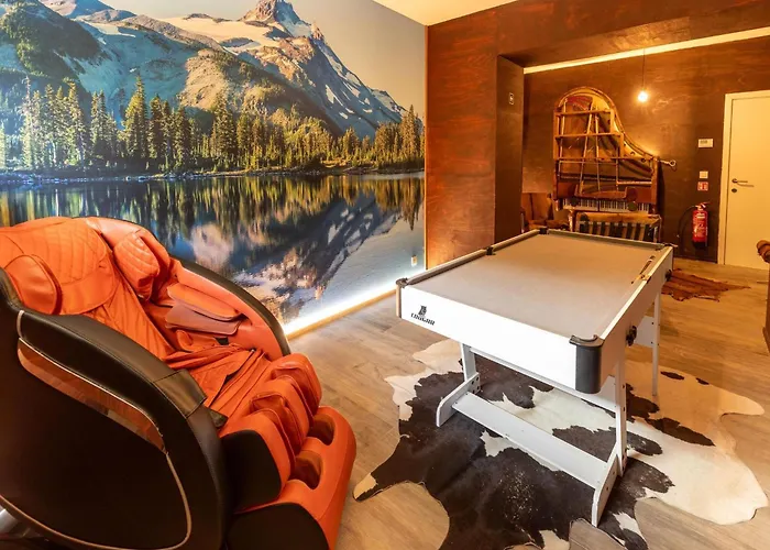 Luxurious With Heated Pool Villa