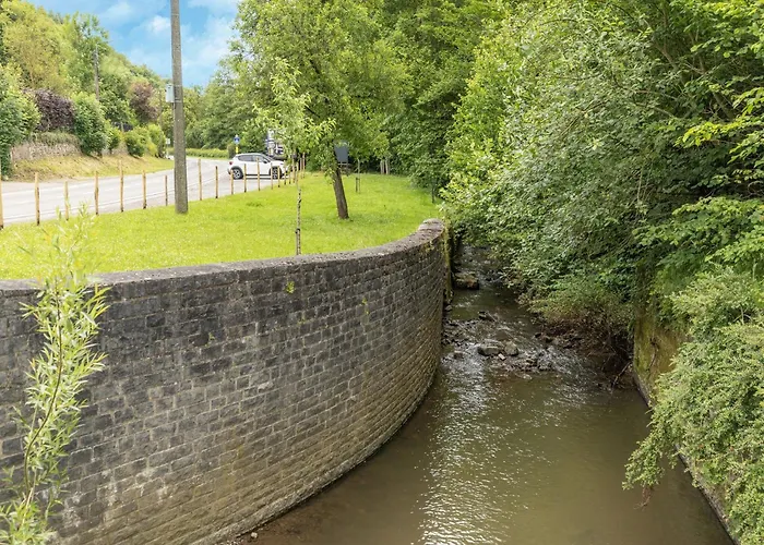 Luxurious With Heated Pool